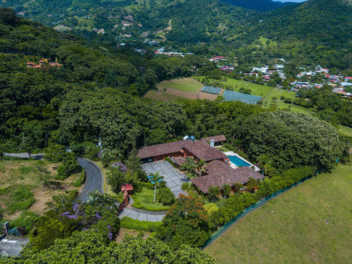 Costa Rica Luxury Living - CRLUXE