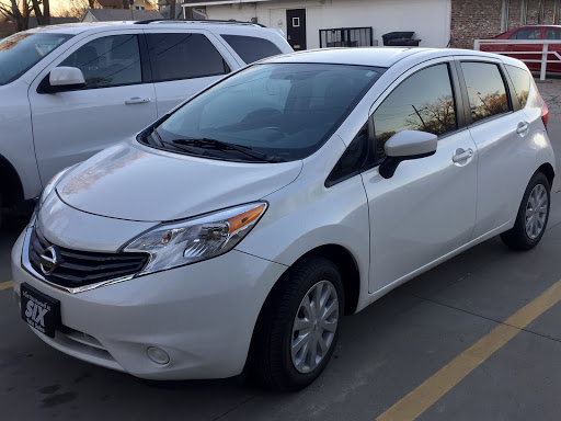 Used Car Dealer «Six Auto Sales», reviews and photos, 1301 NW Topeka Blvd, Topeka, KS 66608, USA