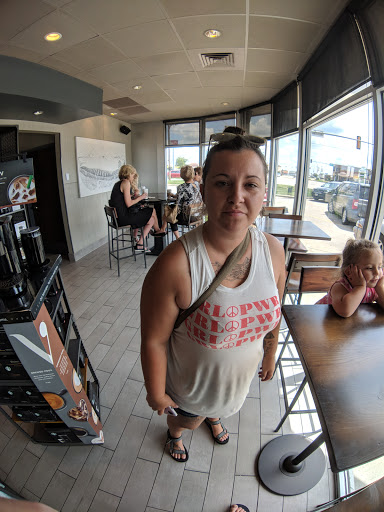 Coffee Shop «Starbucks», reviews and photos, 1700 Avenue of Mid-America, Effingham, IL 62401, USA