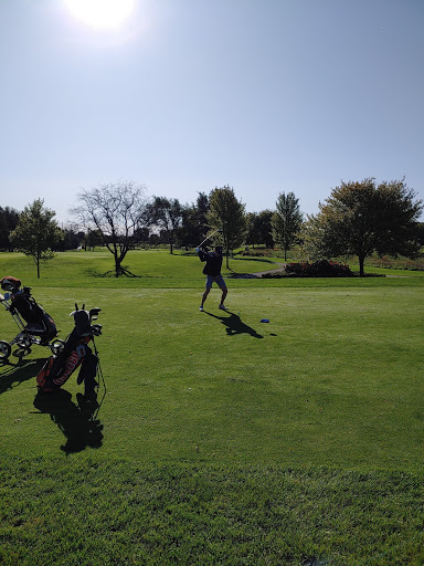 Golf Course «Fox Bend Golf Course», reviews and photos, 3516 US-34, Oswego, IL 60543, USA