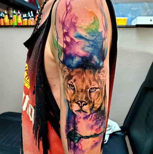 Tattoo Shop «Illuminati Tattoo Parlor», reviews and photos, 10214 SE Mill Plain Blvd Suite B, Vancouver, WA 98664, USA