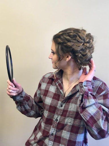 Beauty Salon «Christina Michelle Salon», reviews and photos, 270 N State St Ste. D, Hampshire, IL 60140, USA