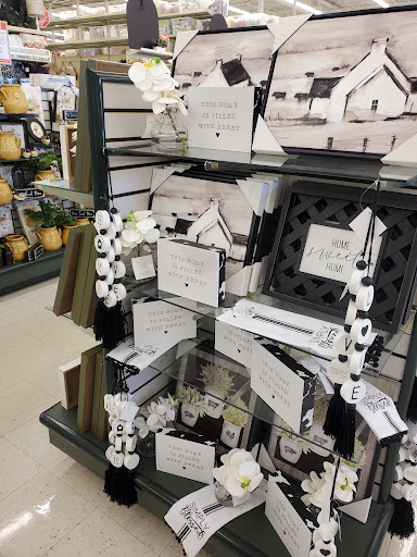 Craft Store «Hobby Lobby», reviews and photos, 4427 13th Ave SW, Fargo, ND 58103, USA