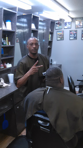 Barber Shop «Talk A Da Town Barber Shop», reviews and photos, 4800 Rigsby Ave # 2, San Antonio, TX 78222, USA