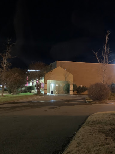 Movie Theater «Regal Cinemas Downtown West 8», reviews and photos, 1640 Downtown W Blvd, Knoxville, TN 37919, USA