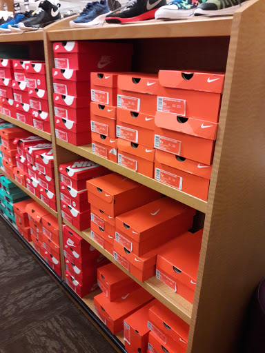 Grocery Store «Fred Meyer», reviews and photos, 18325 Aurora Ave N, Seattle, WA 98133, USA