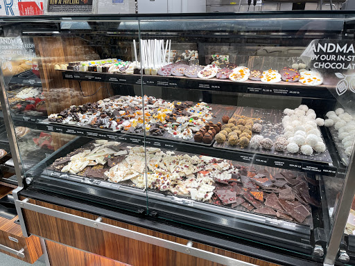 Grocery Store «Pavilions», reviews and photos, 14845 Ventura Blvd, Sherman Oaks, CA 91403, USA