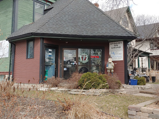 Tobacco Shop «Stogies On Grand», reviews and photos, 961 Grand Ave, St Paul, MN 55105, USA
