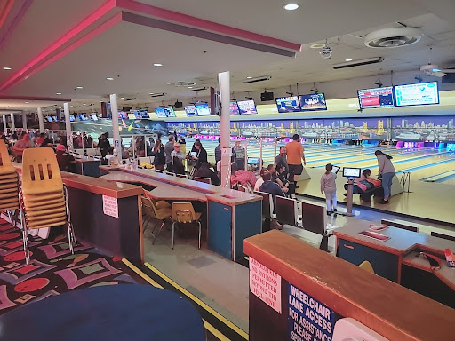 Country Club Lanes