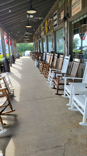 American Restaurant «Cracker Barrel Old Country Store», reviews and photos, 2697 Highwood Blvd, Smyrna, TN 37167, USA