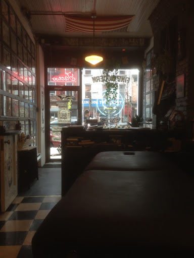 Tattoo Shop «Black Square Tattoo», reviews and photos, 552 Grand St, Brooklyn, NY 11211, USA