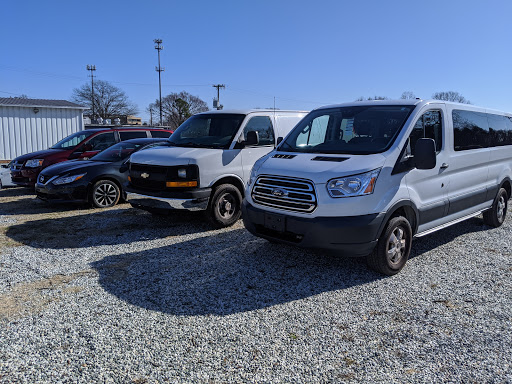 Used Car Dealer «Monarch Auto Sales», reviews and photos, 4519 W Market St #100, Greensboro, NC 27407, USA