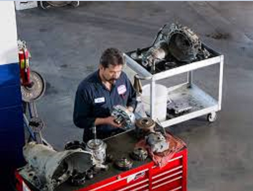 Transmission Shop «AAMCO Transmissions & Total Car Care», reviews and photos, 12036 N Cave Creek Rd, Phoenix, AZ 85020, USA