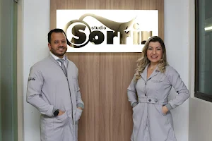 Studio Sorrir - Odontologia em Recife - Especializada em Lentes Dentais, Próteses, Implantes, Invisalign image