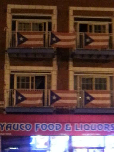 Liquor Store «Yauco Liquor Store», reviews and photos, 2744 W Division St, Chicago, IL 60622, USA