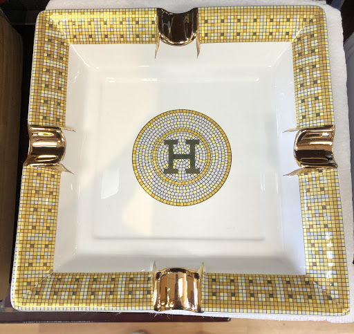 Tobacco Shop «Smoke Shop», reviews and photos, 101 N Victory Blvd m, Burbank, CA 91502, USA