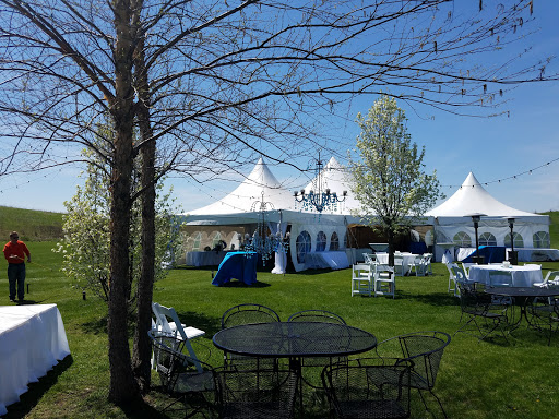 Banquet Hall «Woodbine Bend Golf Course and Restaurant», reviews and photos, 3500 E Center Rd, Stockton, IL 61085, USA