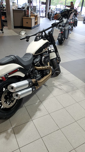 Motorcycle Dealer «Suffolk County Harley-Davidson, Inc.», reviews and photos, 4020 Sunrise Hwy, Oakdale, NY 11769, USA