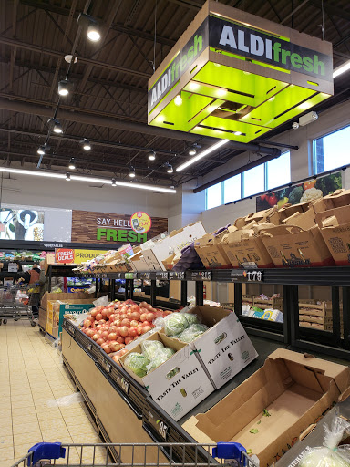 Supermarket «ALDI», reviews and photos, 450 King Georges Post Rd, Woodbridge, NJ 07095, USA