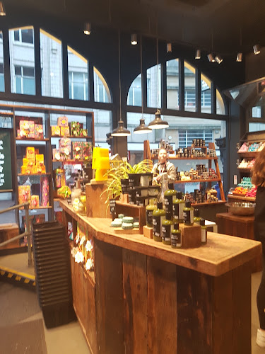 Reviews of Lush Cosmetics Bournemouth in Bournemouth - Cosmetics store