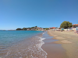 Paralia Finikounta'in fotoğrafı birden fazla geniş koy ile birlikte