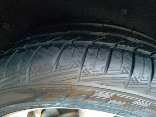 Tire Shop «Discount Tire Store - Clackamas, OR», reviews and photos, 8380 SE Sunnyside Rd, Clackamas, OR 97015, USA