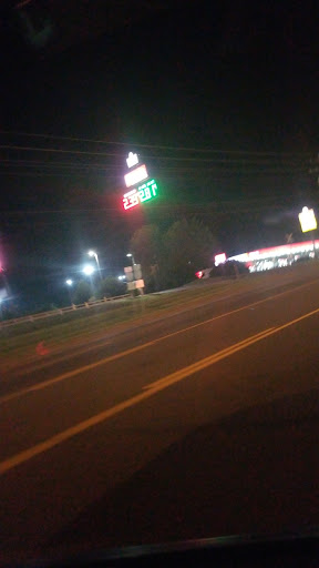Convenience Store «Pilot Travel Center», reviews and photos, 2320 TN-46, Dickson, TN 37055, USA