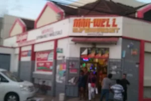 Maxwell Supermarket image