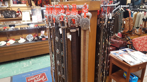 Western Apparel Store «Country General Store», reviews and photos, 6279 Van Nuys Blvd, Van Nuys, CA 91401, USA