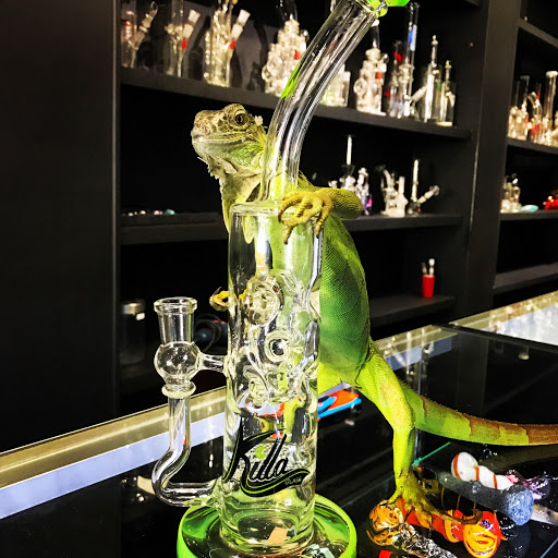 Vaporizer Store «ROCK N ROLL IT SMOKE SHOP AND VAPE SHOP», reviews and photos, 11750 Barker Cypress Rd, Cypress, TX 77433, USA