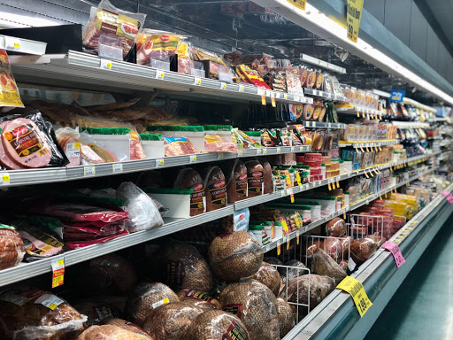 Grocery Store «Fishers Foods», reviews and photos, 8100 Cleveland Ave NW, North Canton, OH 44720, USA