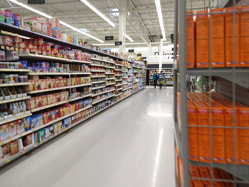 Department Store «Walmart Supercenter», reviews and photos, 814 W Bell Ave, Knoxville, IA 50138, USA