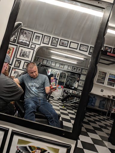 Tattoo Shop «Vertigo Tattoo & Body Piercing», reviews and photos, 7594 Shipyard Rd, Manns Harbor, NC 27953, USA