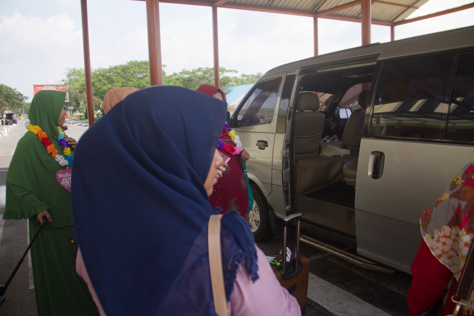 Rental Mobil Murah Banda Aceh | Rental Mobil Lepas Kunci Banda Aceh Photo