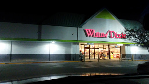 Grocery Store «Winn-Dixie», reviews and photos, 14134 US-19 #710, Hudson, FL 34667, USA