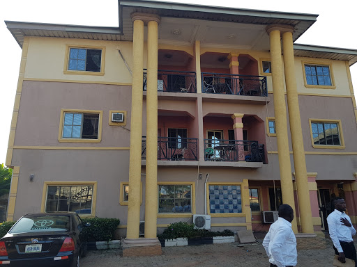 Fresh Dew Hotel & Suites Limited, 1 Odiachi Street, Isieke, Asaba, Nigeria, Motel, state Delta