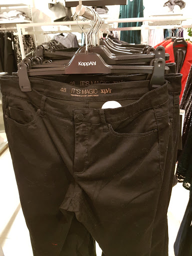 Stores to buy women's pants Stockholm