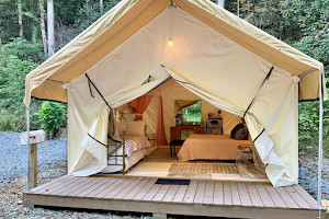 Gorgeous Stays (Camping,Tiny Homes, & Unique Stays) image