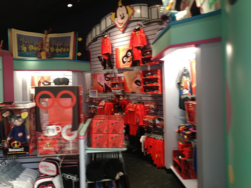 Toy Store «Disney Store», reviews and photos, 4125 S Cleveland Ave, Fort Myers, FL 33901, USA