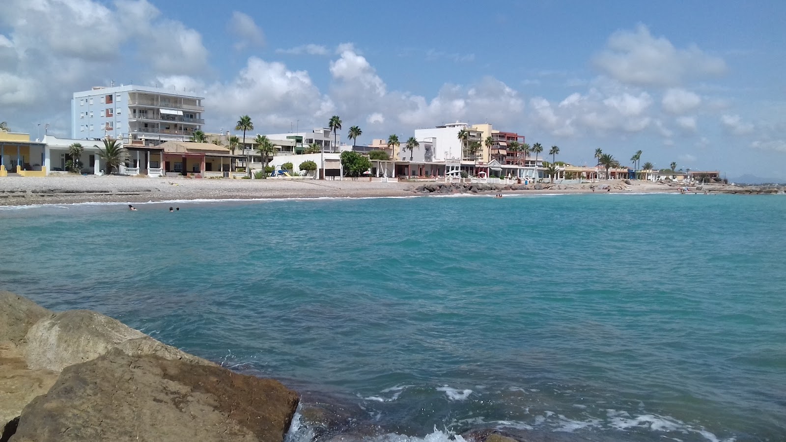 Playa de Nules'in fotoğrafı - rahatlamayı sevenler arasında popüler bir yer