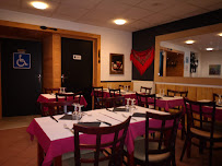 Atmosphère du Restaurant portugais LA CHURRASQUEIRA à Villecresnes - n°20