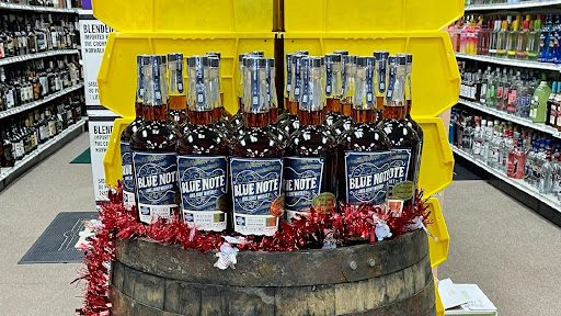 Liquor Store «LOL LIQUORS», reviews and photos, 7432 W Military Dr, San Antonio, TX 78227, USA