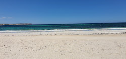 Sheringa Beach'in fotoğrafı düz ve uzun ile birlikte