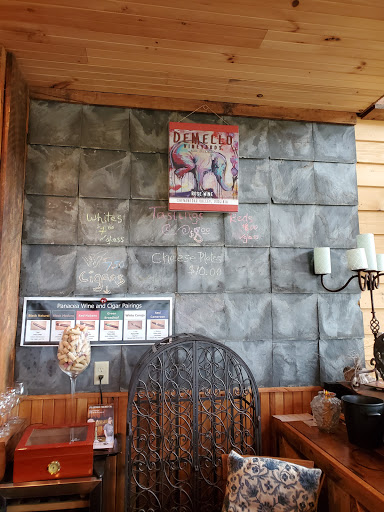 Winery «Third Hill Winery @ DeMello Vineyards», reviews and photos, 2110 Quicksburg Rd, Quicksburg, VA 22847, USA