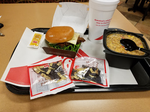 Fast Food Restaurant «Chick-fil-A», reviews and photos, 4250 Fort Campbell Blvd, Hopkinsville, KY 42240, USA