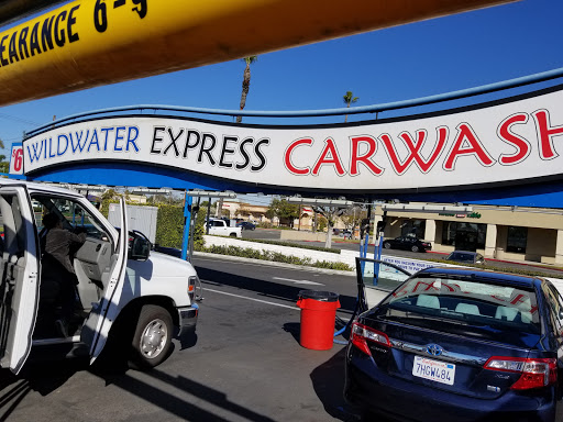 Car Wash «Wildwater Express Carwash», reviews and photos, 1195 Baker St, Costa Mesa, CA 92626, USA