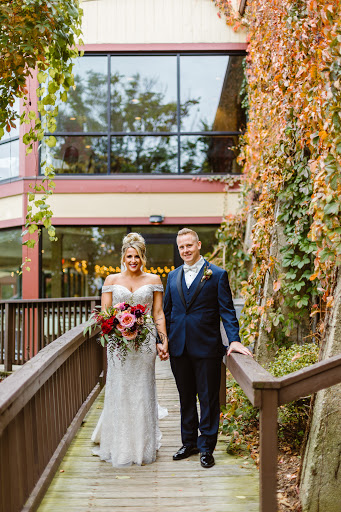 Bridal Shop «Bijou Bridal & Special Occasion», reviews and photos, 17W170 22nd St, Oakbrook Terrace, IL 60181, USA