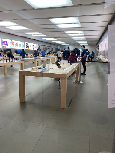 Computer Store «Apple Short Hills», reviews and photos, 1200 Morris Turnpike, Short Hills, NJ 07078, USA