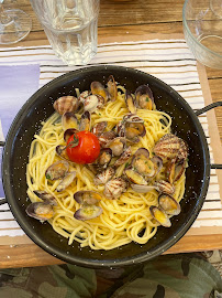 Spaghetti alle vongole du Restaurant de fruits de mer Ni vu, ni connu à Aigues-Mortes - n°17