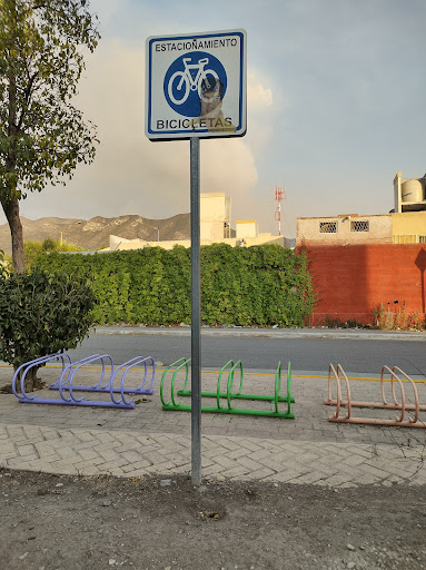 Estacionamiento de bicicletas pública